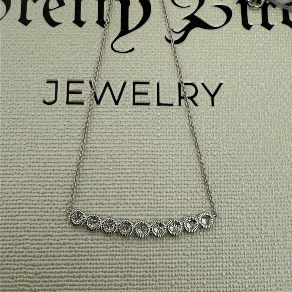 18k White Gold Diamond Bar Necklace